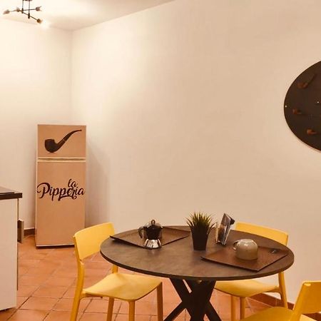 La Pipperia Apartments Асчеа Екстериор снимка